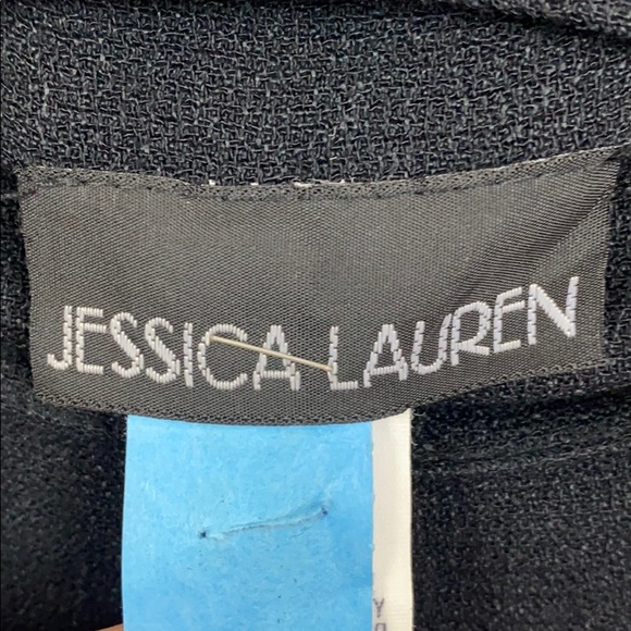 Keyhole Butterfly Detail Maxi Dress - Picture 4 of 9